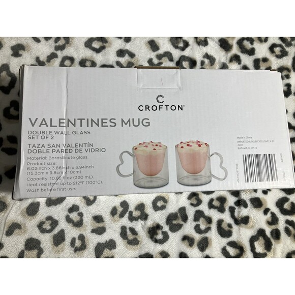 Crofton Valentine's Day Mugs Set of 2 Heart-Shaped Glass Cups NEW Gift - Picture 5 of 6
